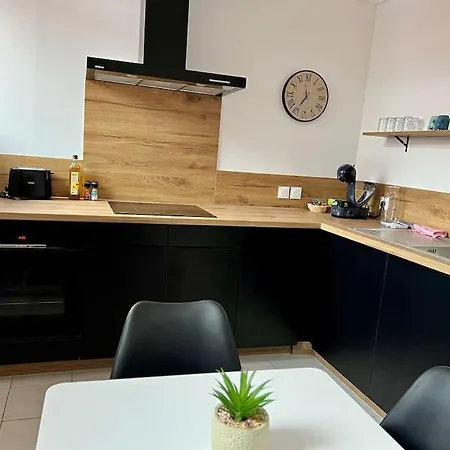 Appartement La Parisienne - 80M2 à Vierzon Extérieur photo
